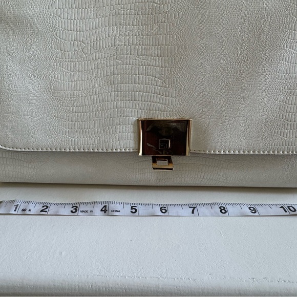 Zara  White Lizard Print Handbag - Picture 7 of 7